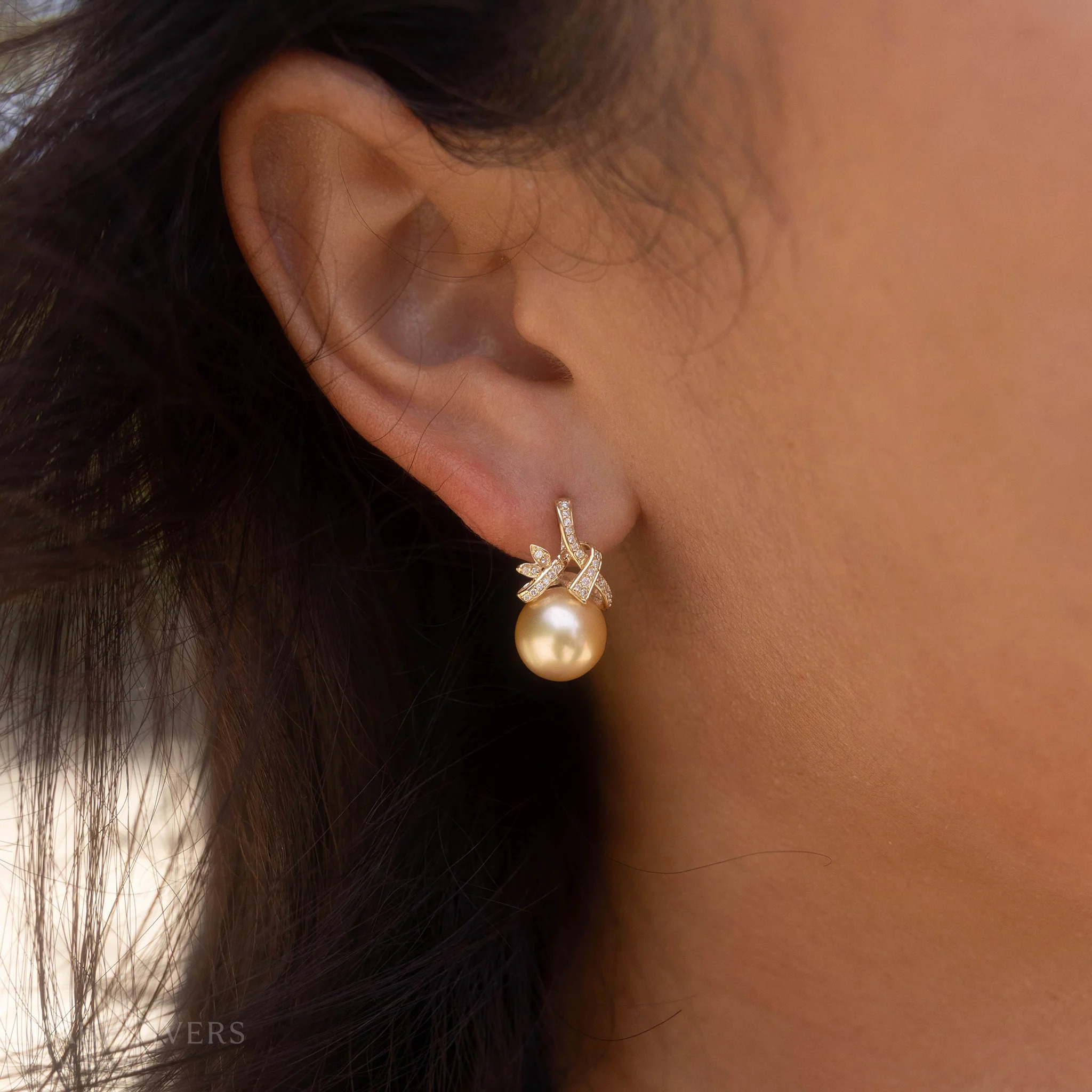 pearl earrings stud