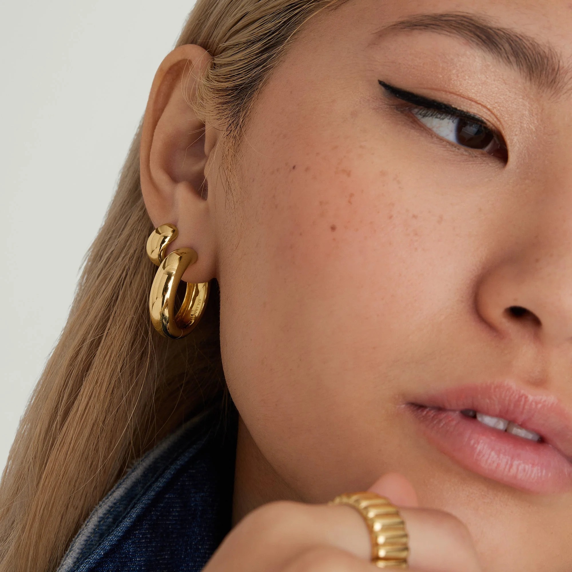 chunky hoop earrings