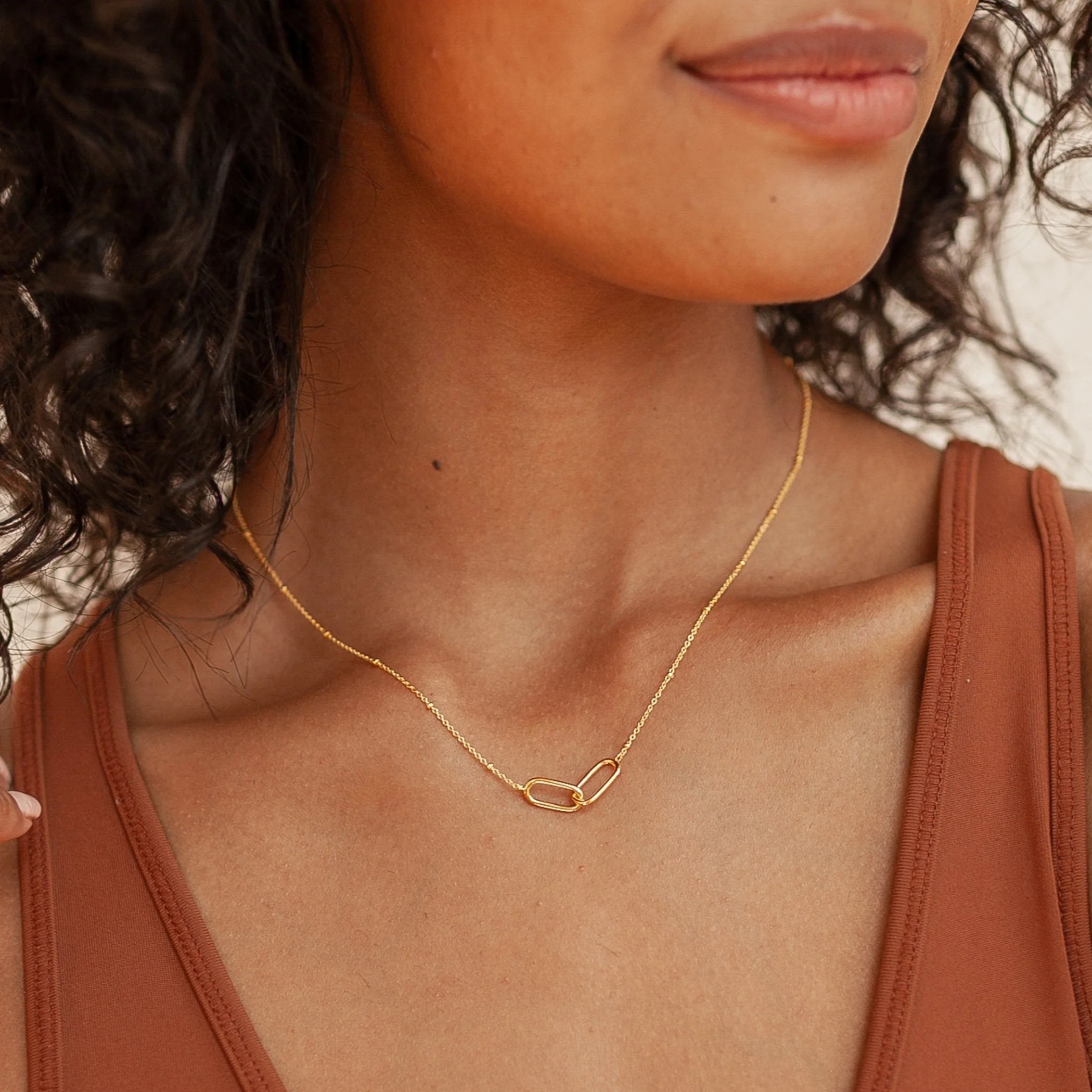 chain with pendant