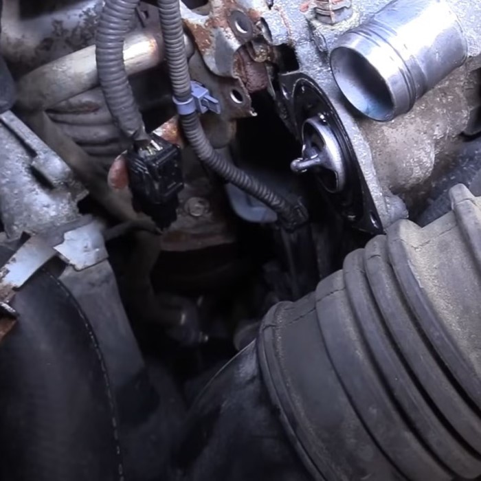 car thermostat replacement