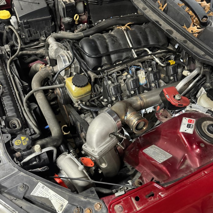 pontiac g8 engine