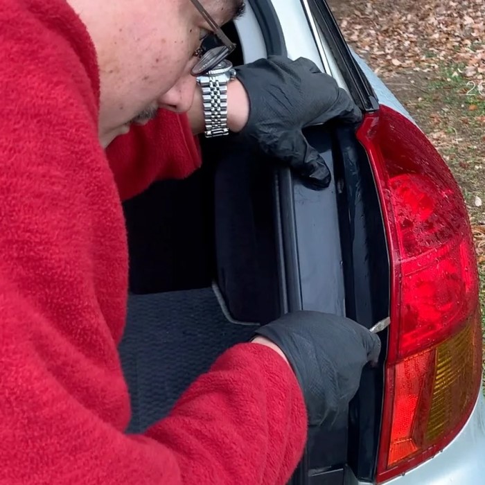 brake light bulb replacement