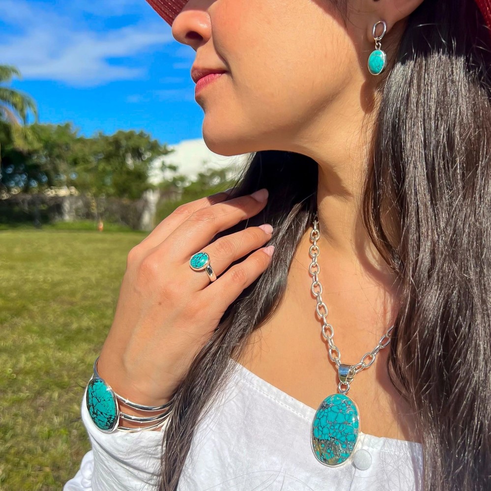 turquoise pendant