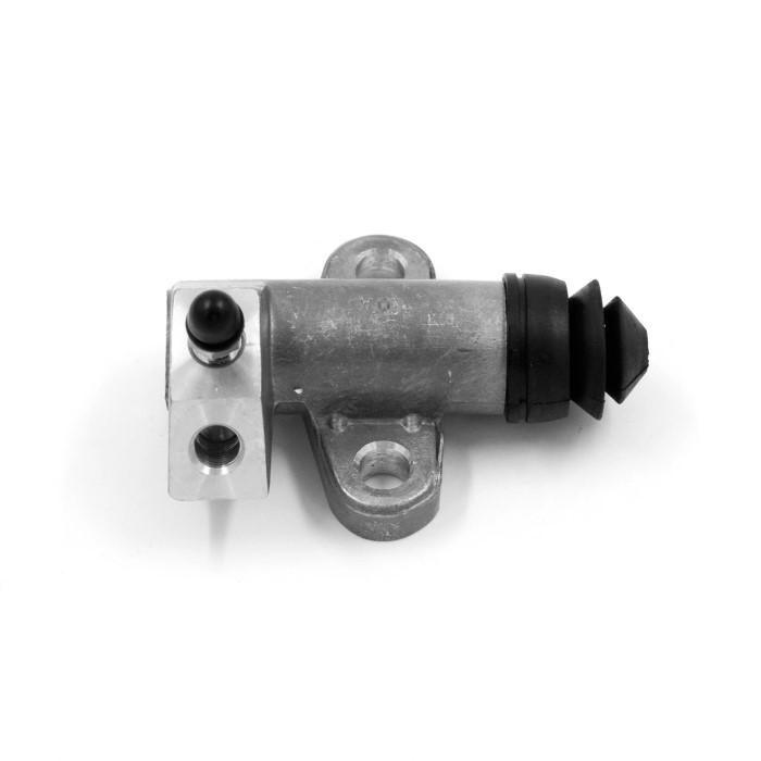 clutch slave cylinder