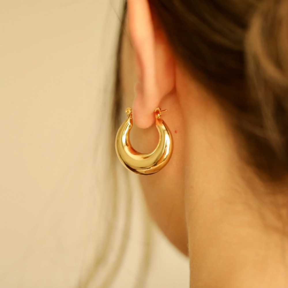 chunky gold earrings