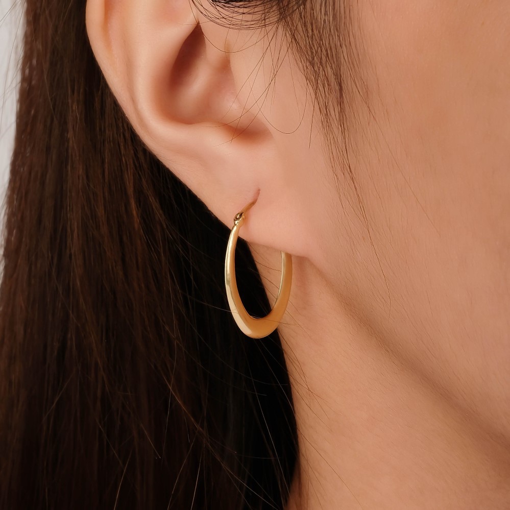 Hoops Earrings: Flattering Picks That Enhance Your Features