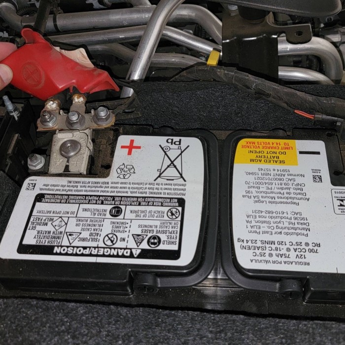 jeep wrangler battery