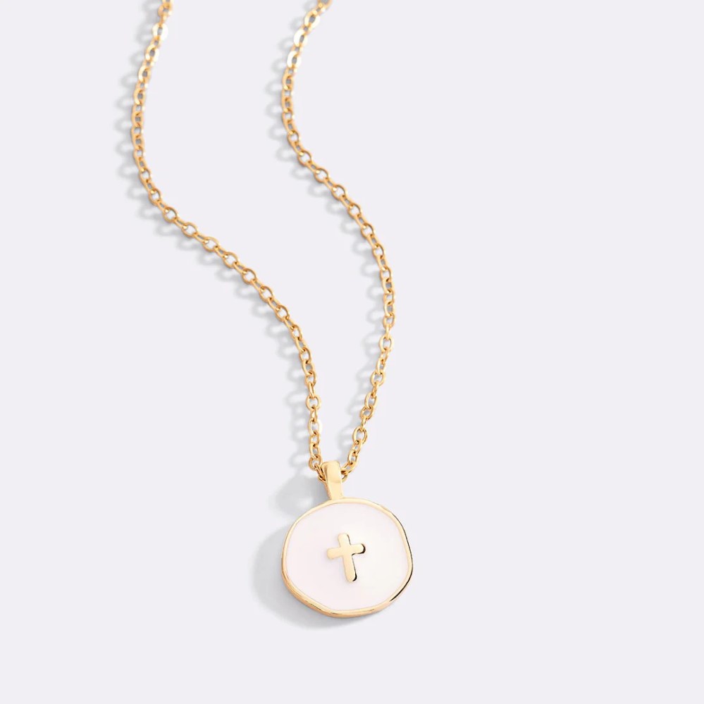 Pendant Styling Tips: Layer, Mix, and Match with Confidence