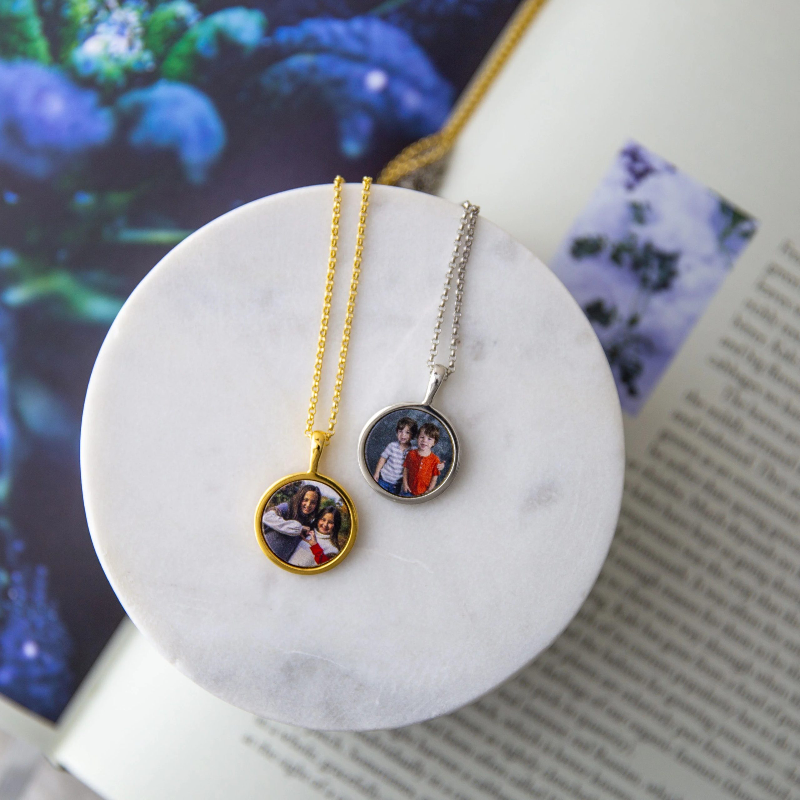 picture pendant