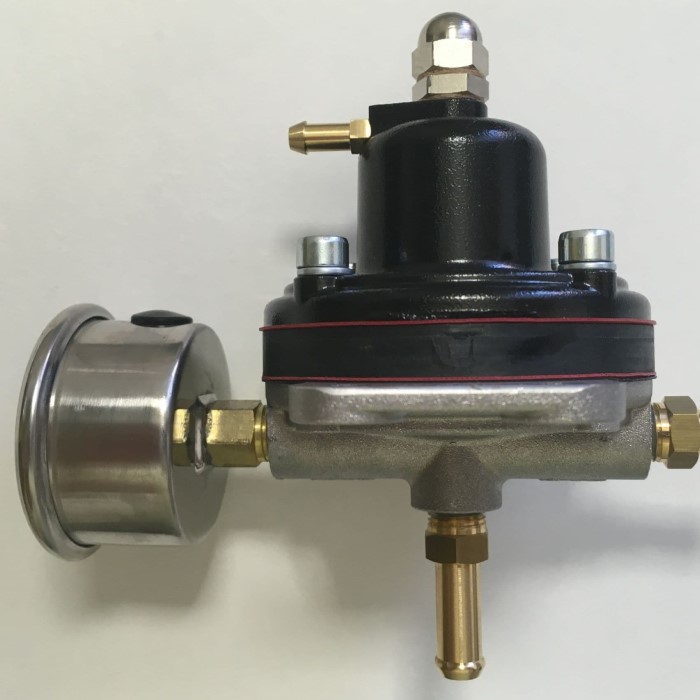 fuel pump regulator