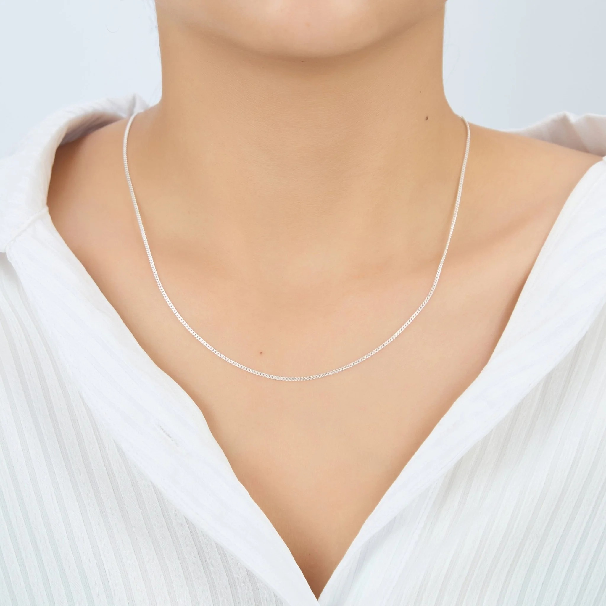 20 inch chain with pendant