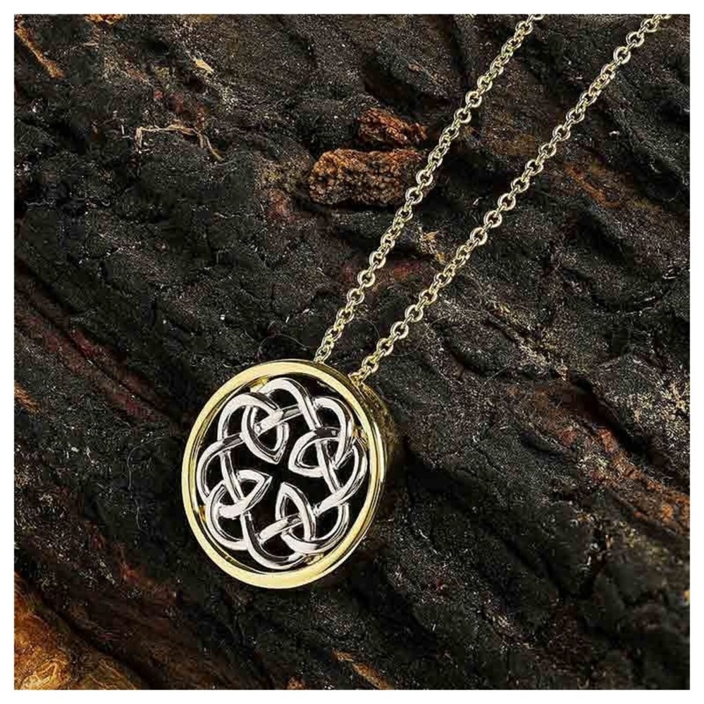 circle chain pendant