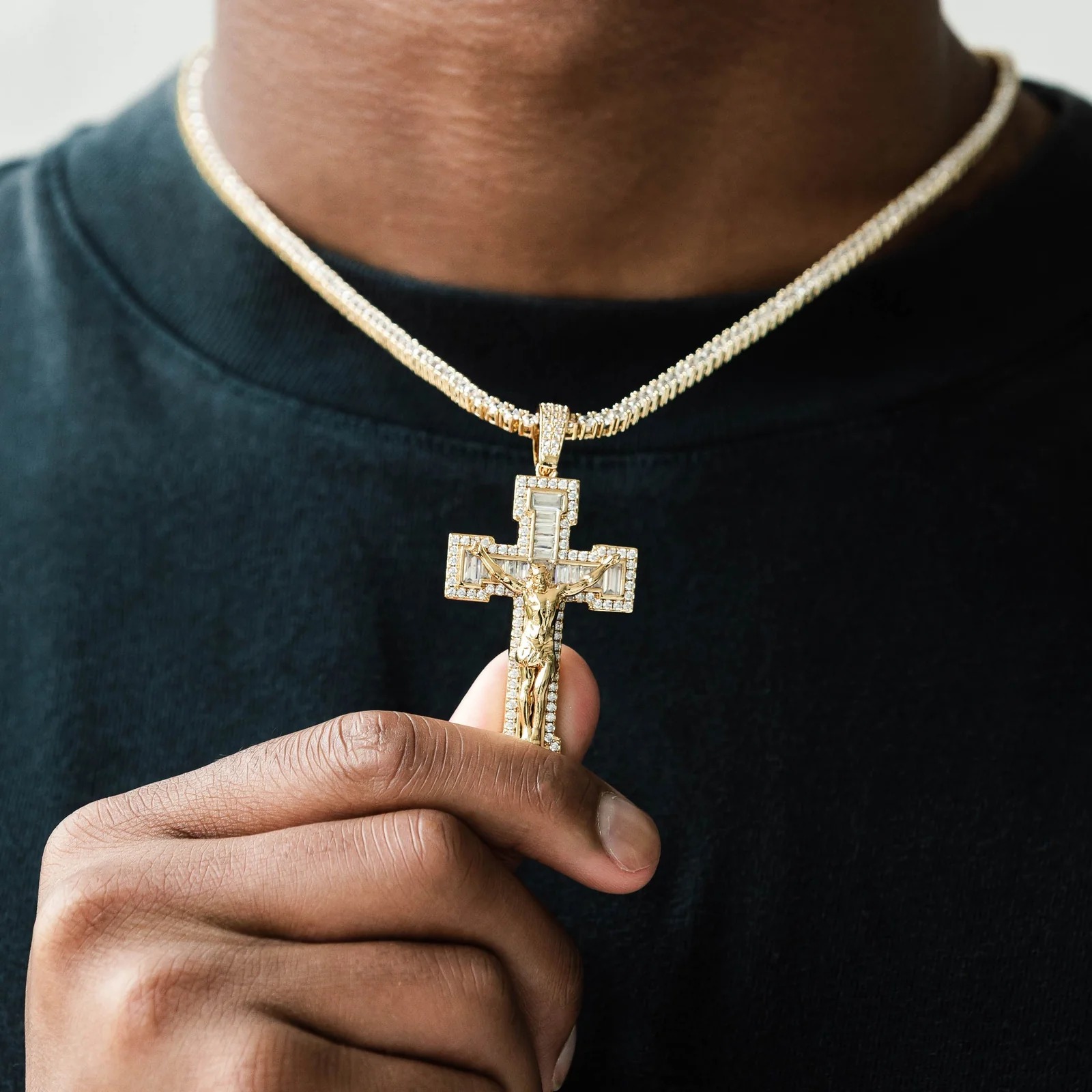 gold pendants for men