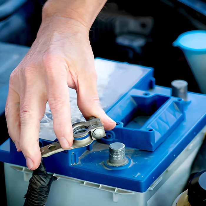 how long does it take for a car battery to die