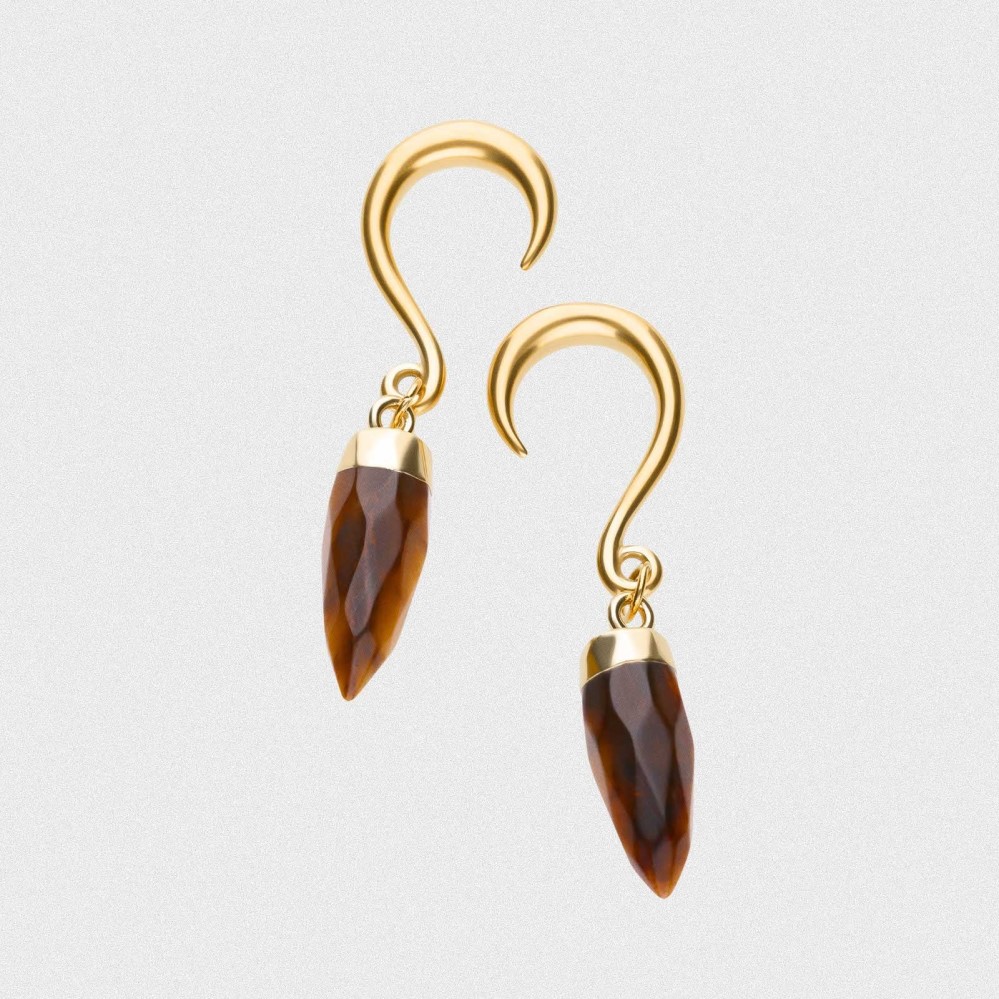 Ear Pendant: Style Long Hangings with Updos, Dresses & Denim